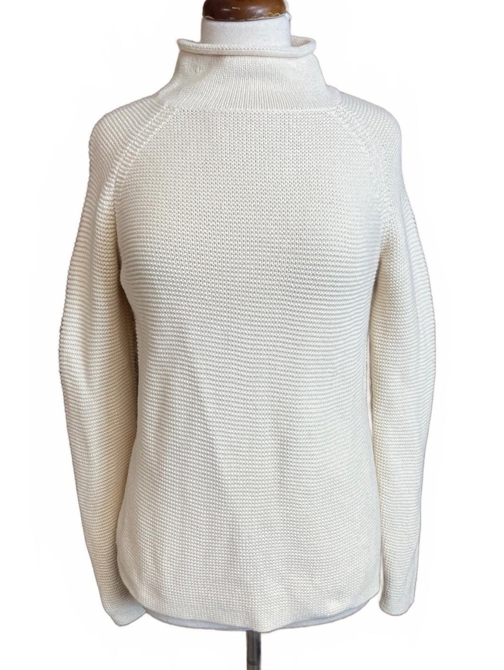J.McLaughlin cotton knit cream sweater with raglan sleeves Medium